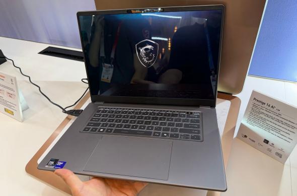 MSI Prestige 16 AI - Fotografii CES 2026: MSI-Prestige-16_ (11).jpg