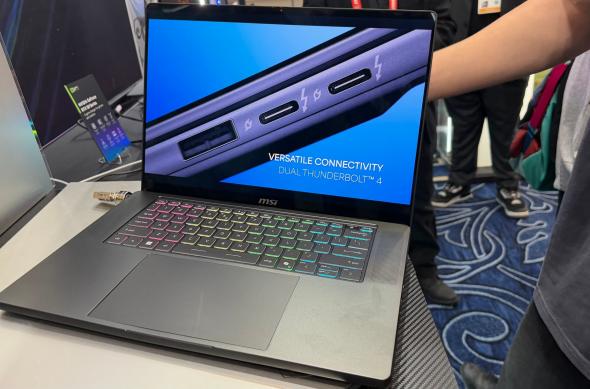 MSI Stealth 16 AI+ - Fotografii CES 2026: MSI-Stealth-16_ (3).jpg