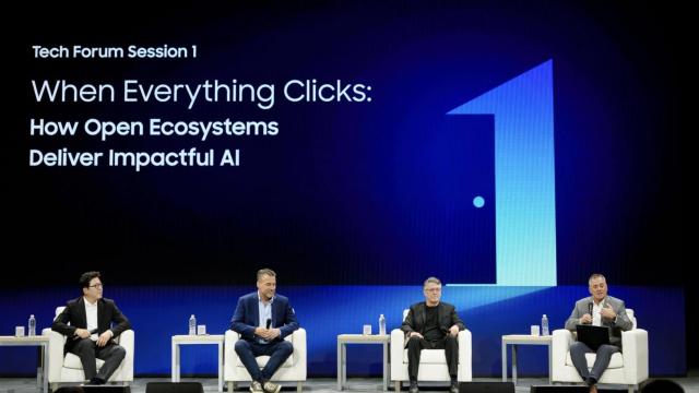 <b>CES 2026: Samsung prezintă potenţialul Home AI şi avantajele ecosistemelor deschise smart home</b>Samsung Electronics a ţinut o întrunire la CES 2026, din seria Tech Forum reunind lideri în domeniul smart home, pentru o discuţie despre industrie. Liderii au discutat despre interoperabilitate în locuință inteligentă şi despre avantajele