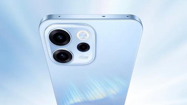 <b>Oppo Reno 15 FS 5G oferă baterie de 6500 mAh, este certificat IP69 și tocmai a debutat pe plan european</b>OPPO aduce de astăzi pe piața europeană un nou model din seria Reno15 și este vorba despre OPPO Reno15 FS 5G - un telefon cu nume lung dar și dotări pe măsură. Pentru moment se vinde în Italia, dar nu cred că va mai dura mult 