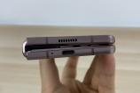 Samsung-Galaxy-Z-Fold-2-Unboxing_254.jpg