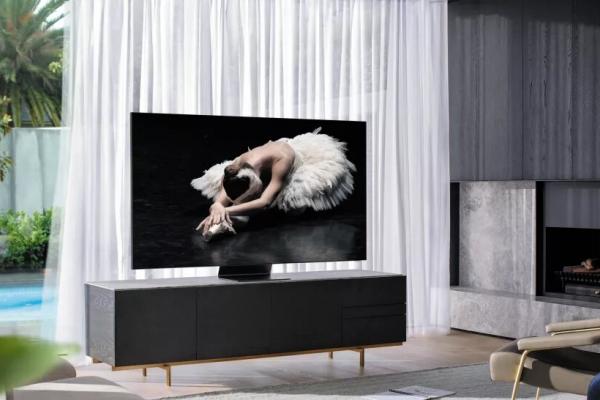 Turul Magazinelor #771: Realme 6 şi Poco X3 NFC sub preţul pieţei, televizor 8K şi monitor LED AOC