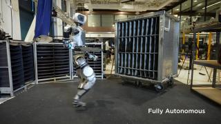 Robotul Boston Dynamics Atlas este acum complet autonom şi nu mai depinde de oameni