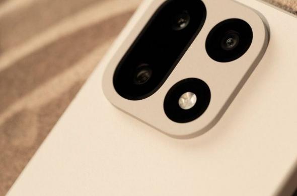 OnePlus 15 - Fotografii reale (Leak): download (97).jpg