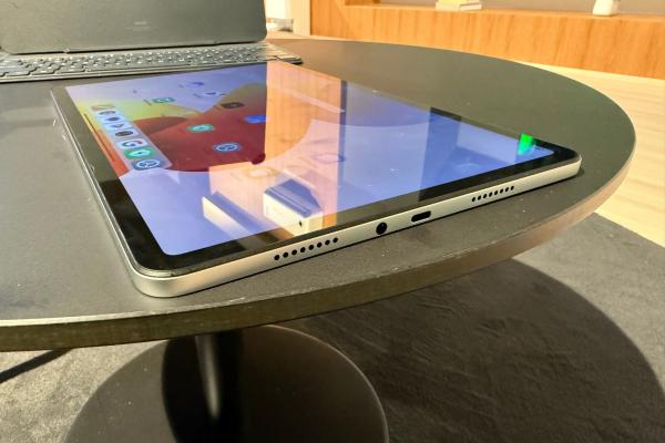 Redmi Pad 2 Pro Hands on: tableta de 12 inch cu baterie MARE, suport stylus şi creativitate