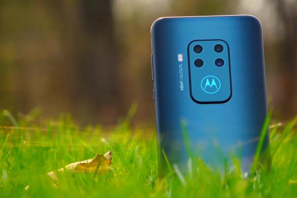 Motorola One Zoom review detaliat în limba română