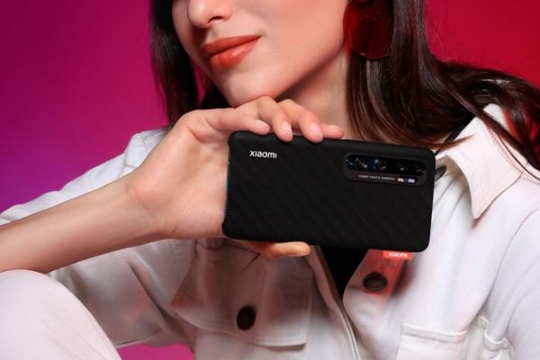 GearBest are cel mai bun preț pentru Xiaomi Mi Note 10! Costă 439.99 dolari și aduce o cameră de 108 mpx