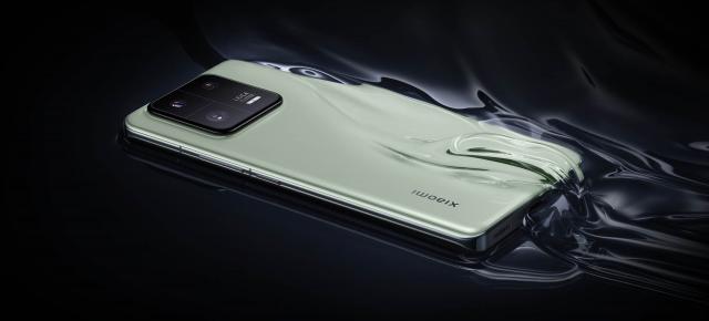 Xiaomi 13 Pro este oficial! Aduce noul CPU Snapdragon 8 Gen2, are certificare IP68 și senzor foto de 1 inch 