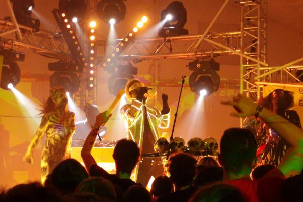 Cum a fost la Summer Well 2019: streaming live 4K via 5G, decoruri feerice, tradiţii împletite cu tehnologia