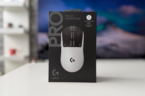 Logitech Pro X2 Superstrike - Fotografii