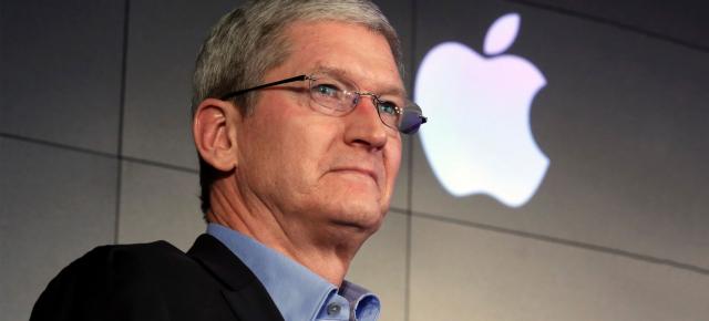 Tim Cook la bilanţ după 10 ani în poziţia de CEO Apple: o mână de fier, o minte lucidă, axată pe profit (Editorial)