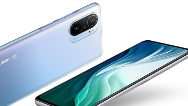 <b>Xiaomi 11T și 11T Pro au dezvăluite noi dotări; Aflăm cât vor costa și în ce nuanțe vor fi comercializate</b>Se zvonește că pe 15 septembrie, în cadrul unui eveniment important, Xiaomi va lansa noile flagship-uri Xiaomi 11T și 11T Pro. După cum vedeți, denumirea nu mai conține particula “Mi”, întrucât compania ar fi eliminat-o recent. Un retailer european