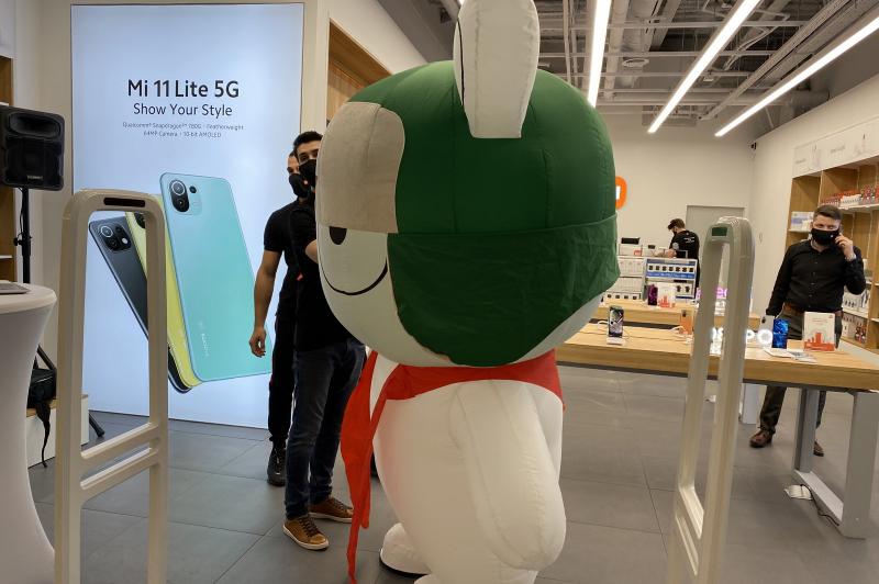 Xiaomi Store Sun Plaza - Fotografii magazin: lansare-xiaomi-mi-store-sun-plaza_003.jpg