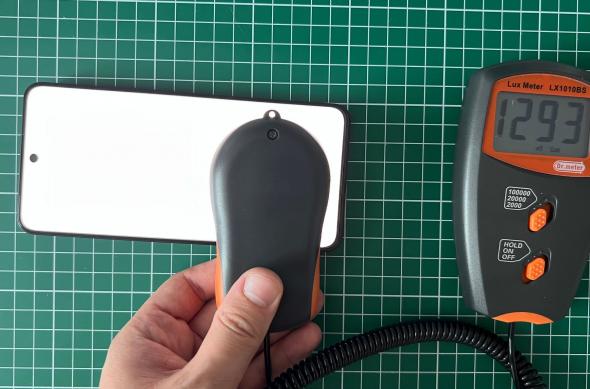 OnePlus Nord CE5 - Test luminozitate: Luminozitate (3).jpg