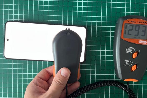 OnePlus Nord CE5 - Test luminozitate