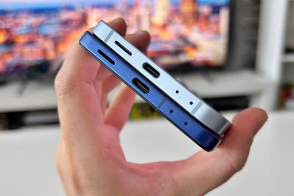 Samsung Galaxy Z Flip7: Acustica o idee peste predecesor, atenţie la înalte