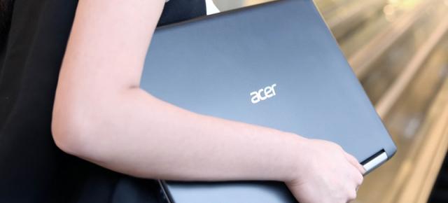 Turul Magazinelor #395: Cel mai ieftin laptop cu procesor Core i7 de generaţie a 8-a, televizor de luat în vacanţă cu rulota şi placă video de 8 GB la preţ corect