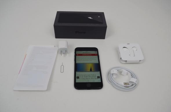 Apple iPhone 8 - Unboxing: iPhone-8-Unboxing_002.JPG