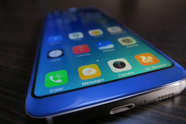 Bluboo S8: Baterie ridicolă, jenantă, slabă