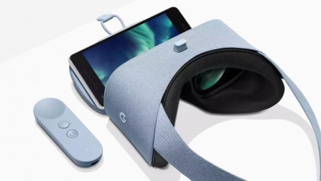 <b>Noul Google Daydream View VR este anunțat oficial; headset de realitate virtuală cu preț de 99 dolari</b>Cei care sperau să vadă și anunțuri legate de VR în cadrul evenimentului Google de ieri seară vor fi bucuroși să afle că marele G a dezvăluit o variantă actualizată a lui Daydream Vive VR. Noul headset VR dispune acum de lentile cu unghi larg de