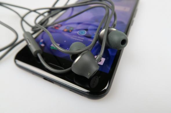 Căștile lui HTC U11: HTC-U11_021.JPG