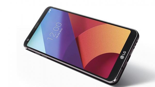 <b>LG Q6 va fi prezentat oficial pe data de 11 iulie; varianta mini a flagship-ului G6 va aduce 3 GB RAM!</b>Cu doar câteva zile în urmă descopeream faptul că sud-coreenii de la LG ne pregătesc lansarea unui smartphone compact, a unei variante mini pentru flagship-ul LG G6. Acest produs va fi cunoscut drept LG Q6 și astăzi aflăm că lansarea sa este programată