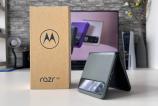 Motorola-RAZR-40-Unboxing_001.jpg