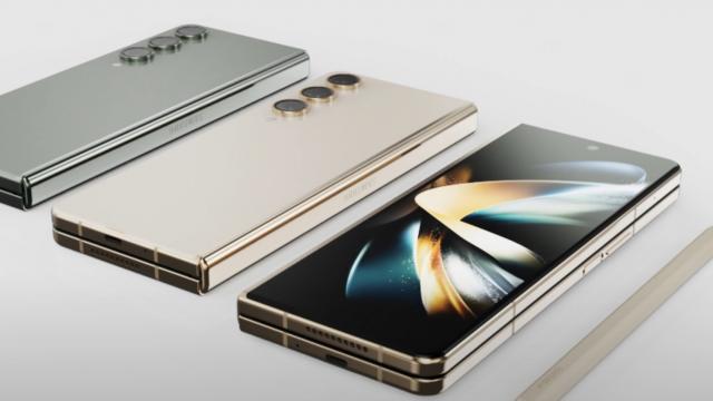<b>Cât vor costa pliabilele Samsung Galaxy Z Fold 5 și Z Flip 5 în Europa? Sumele de comercializare din Franța apar pe web</b>Samsung va organiza un nou eveniment Unpacked pe 26 iulie, fiind deja confirmat. Știm că în cadrul acestuia va debuta noua generație de telefoane pliabile Galaxy Z Fold 5 și Z Flip 5, ceasuri din seria Galaxy Watch 6, tablete de top Galaxy Tab S9