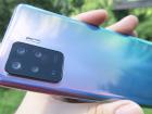 Oppo Reno5 Lite: Construcție solidă, design tineresc cu un gradient interesant în spate