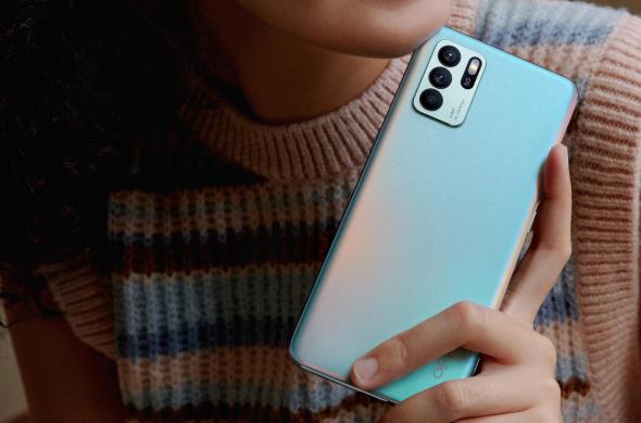 Oppo Reno6 Z - Imagini pentru presă: E6IC3VcWEAYFlSZ.jpg