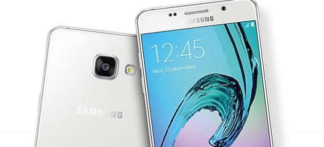 Samsung Galaxy A5 (2017) ar urma să fie disponibil în 4 variante de culoare, inclusiv albastru; Galaxy A7 (2017) ar putea să nu ajungă în Europa între timp