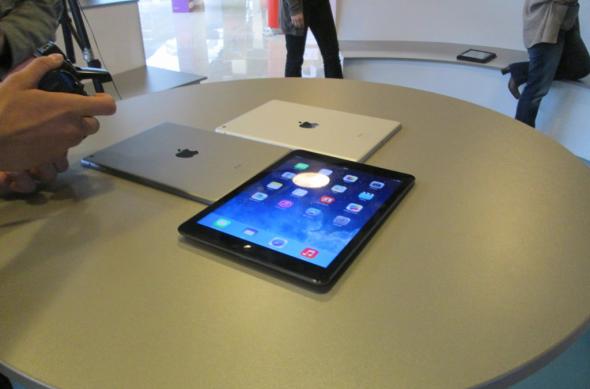 Noul iPad Air lansat oficial În cadrul showroom-ului eMAG: img_3121jpg.jpg