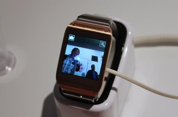 IFA 2013: Samsung Galaxy Gear, ceasul de companie al lui Note 3 si Note 10.1, Într-o experiență hands on, direct de la Berlin! (Video): samsung_galaxy_gear_mobilissimo_08jpg.jpg