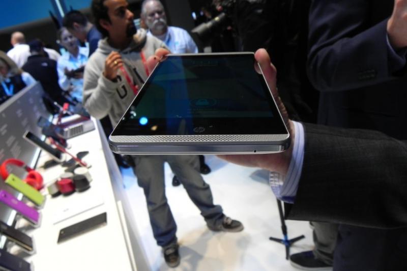 HP Slate6 VoiceTab hands on preview - phablet midrange de 6 inch cu design arătos (Retro MWC 2014 - Video): dscn4982jpg.jpg