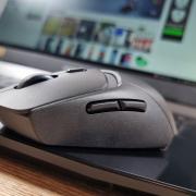 Am testat Logitech G309: Mouse de gaming wireless cu latență ultra redusă, pentru performanță optimizată în jocuri