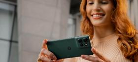 Motorola Edge 50 devine oficial: telefon midrange cu rezistenţa militară, ecran pOLED de flagship