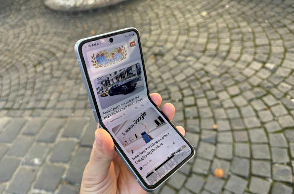 Samsung Galaxy Z Flip6 - Fotografii: Samsung-Galaxy-Z-Flip6-Fotografii_032.jpg