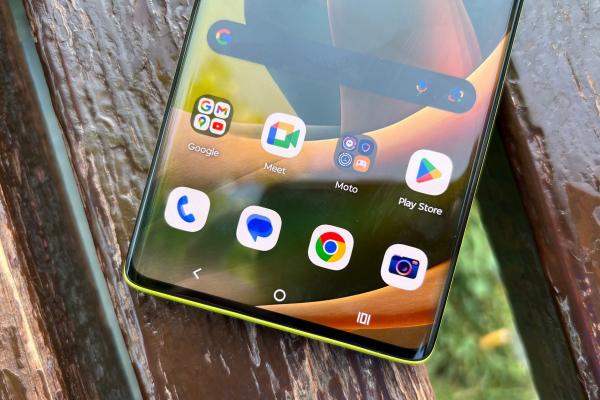 Motorola moto g85: Același UI văzut pe seria Edge 50, minus partea de AI