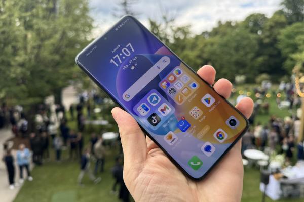 HONOR 200 - Fotografii oficiale Mobilissimo.ro