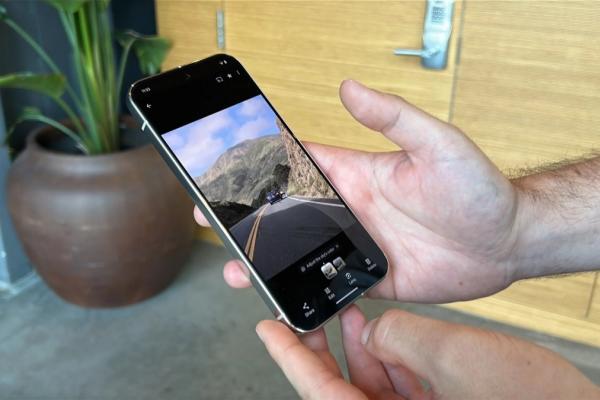 Google Pixel 9 Pro XL - Pixel Studio (AI)