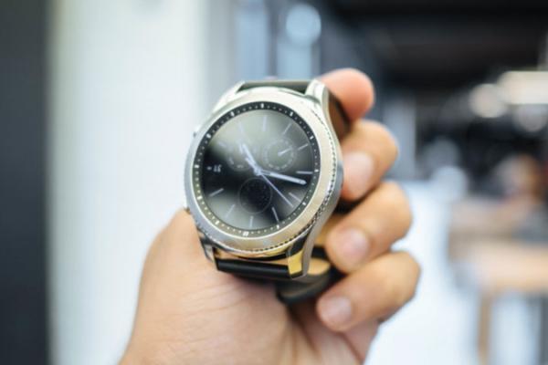 Samsung Gear S3 se va lansa la nivel internaţional pe 18 noiembrie