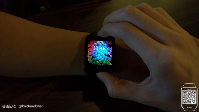 <b>Smartwatchul anulat Nokia Moonraker apare într-un clip video hands on nou (Video)</b>Unul dintre proiectele Nokia anulate care încă ne trezește interesul și acum la o bună perioadă de timp de la momentul în care am aflat despre existența sa, este smartwatch-ul Moonraker. Acesta este vedeta dintr-un nou clip hands-on pe care îl vedem astăz