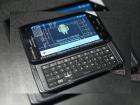 Motorola Droid 4 vine pe 8 decembrie, În aceeași zi cu Galaxy Nexus; Un Droid RAZR cu tastatură?
