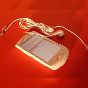 Review Sony Ericsson Live With Walkman - Întoarcerea lui Walkman, dar și coborârea sa către low end (Video)