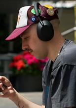 RESIGILATUL ZILEI #104: Căști Sony WH-1000XM5B cu noise cancelling, sunet Hi-Res și autonomie 30h pentru liniște deplină oriunde te-ai afla