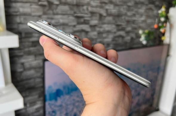 HUAWEI Pura 80 Pro - Design: HUAWEI-Pura-80-Pro-Design_020.jpg
