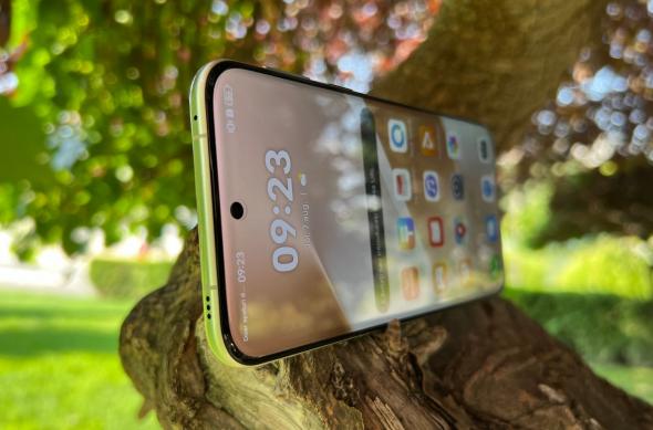 HUAWEI Pura 80 Pro - Design(2): HUAWEI-Pura-80-Pro-Design_002.jpg