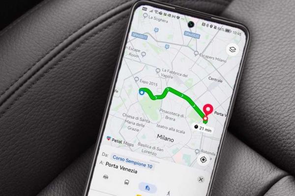 Huawei Petal Maps primește o actualizare care aduce navigare offline