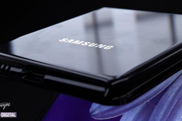Samsung Galaxy Z Flip - Randări concept