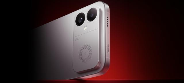 REDMI K90 Ultra e oficial și duce lucrurile la extrem: ecran 165Hz, răcire activă, baterie de 8550 mAh și desigur Snapdragon Elite